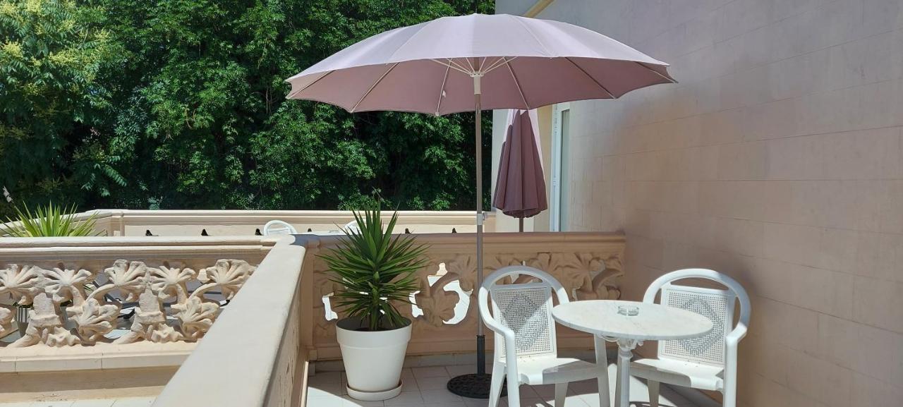 Hotel Noucentista Sitges Exterior foto