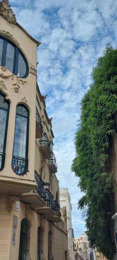 Hotel Noucentista Sitges Exterior foto